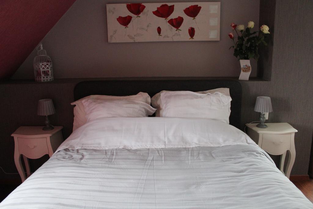 Le Clos Des Roses Saint-Regle Room photo